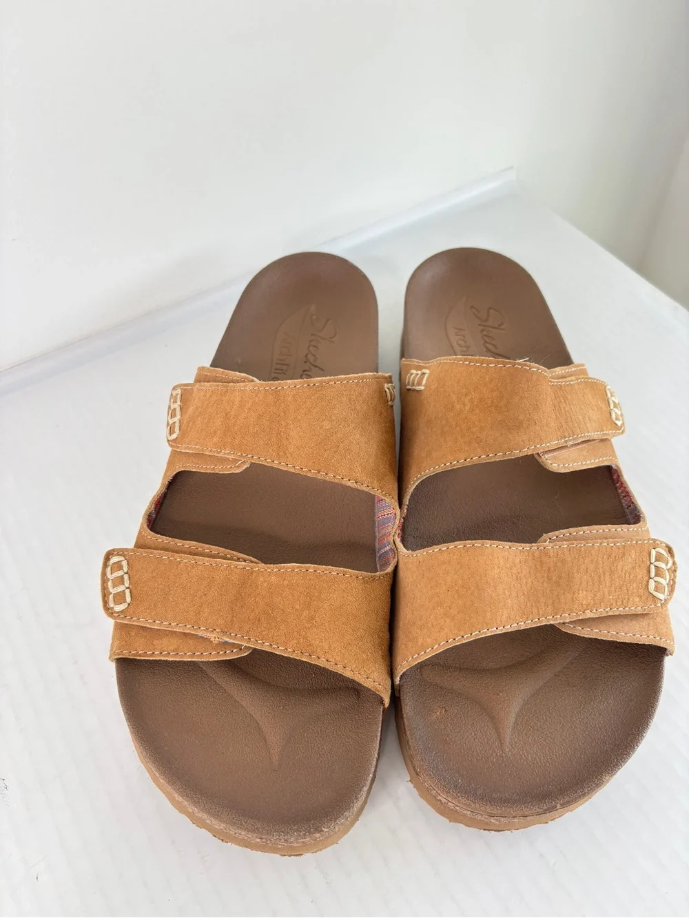 Skechers GRANOLA Arch Fit Sandals Womens Size 9 Tan Two Strap Luxe Foam Cork NEW